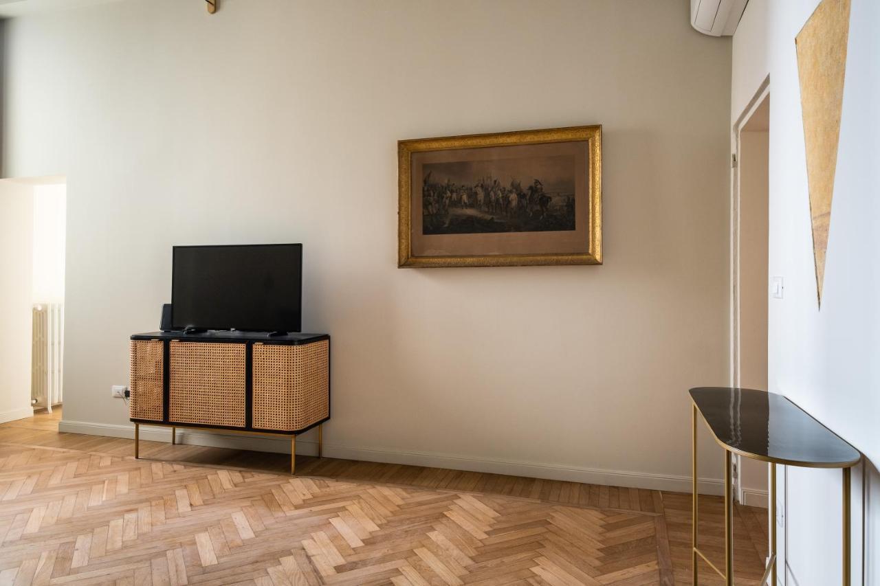 Appartamento D'Azeglio Nel Salotto Di Болонья Екстер'єр фото
